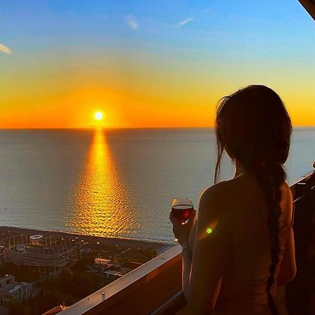 باتومي Orbi City Aparthotel Black Sea View المظهر الخارجي الصورة