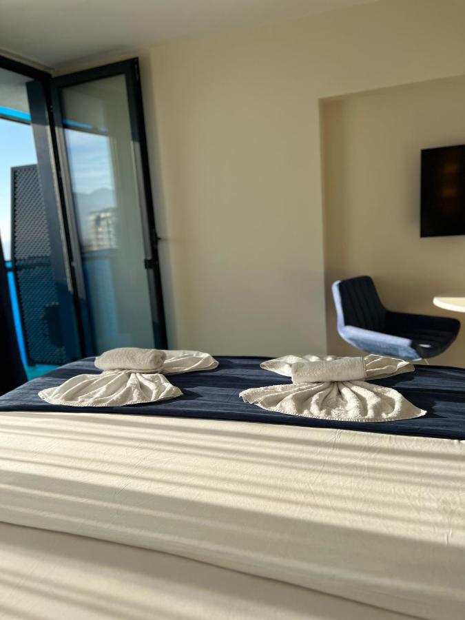 باتومي Orbi City Aparthotel Black Sea View المظهر الخارجي الصورة