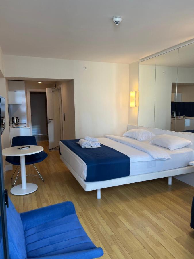 باتومي Orbi City Aparthotel Black Sea View المظهر الخارجي الصورة