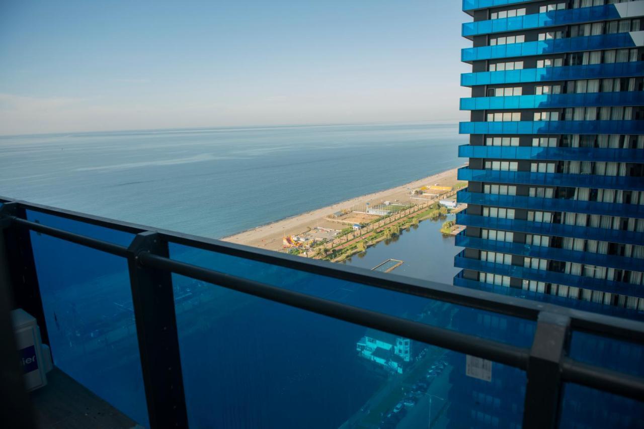 باتومي Orbi City Aparthotel Black Sea View المظهر الخارجي الصورة