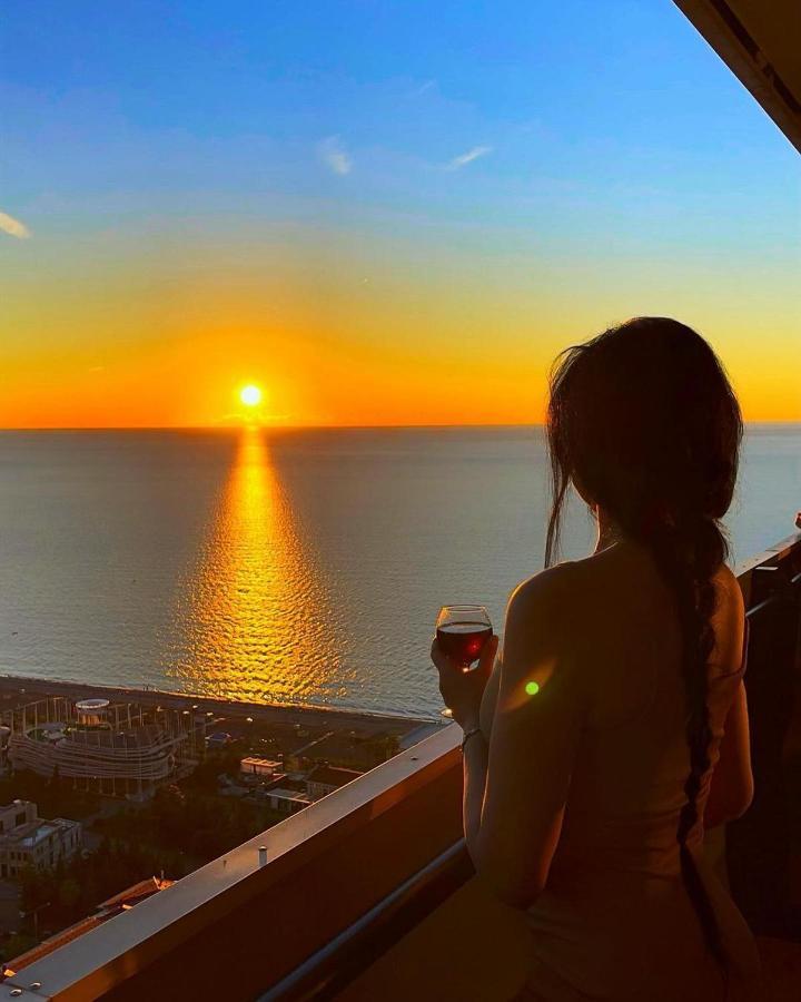 باتومي Orbi City Aparthotel Black Sea View المظهر الخارجي الصورة