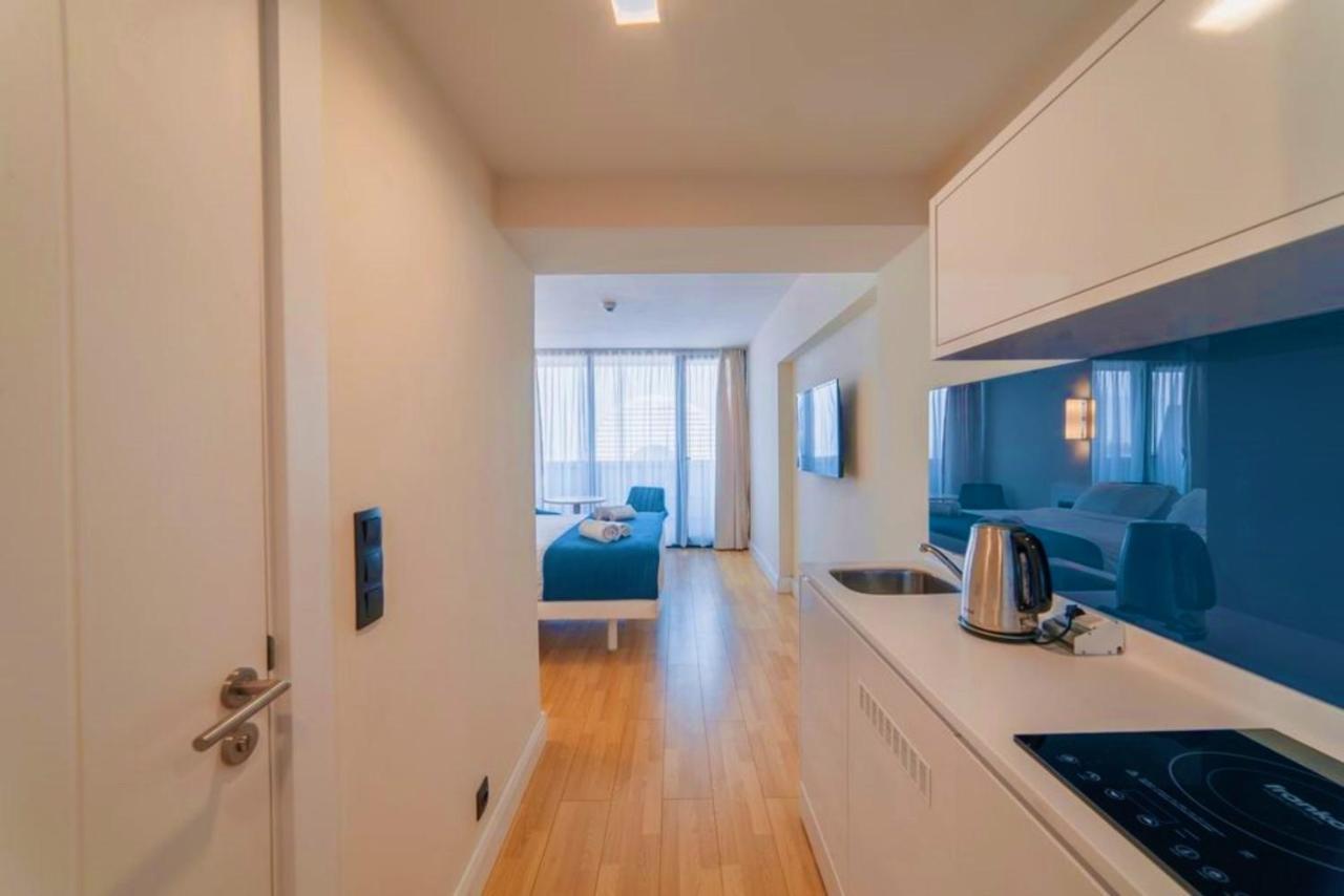 باتومي Orbi City Aparthotel Black Sea View المظهر الخارجي الصورة