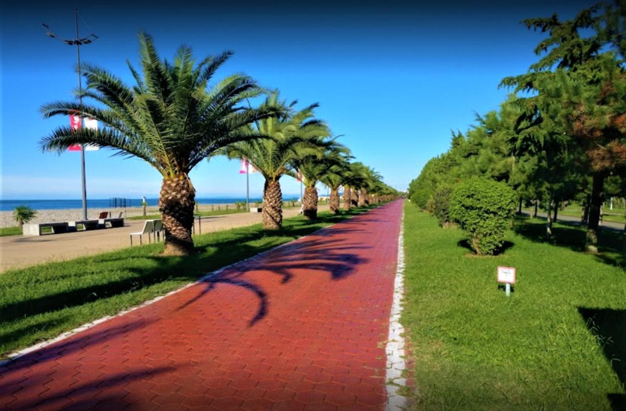 باتومي Orbi City Aparthotel Black Sea View المظهر الخارجي الصورة