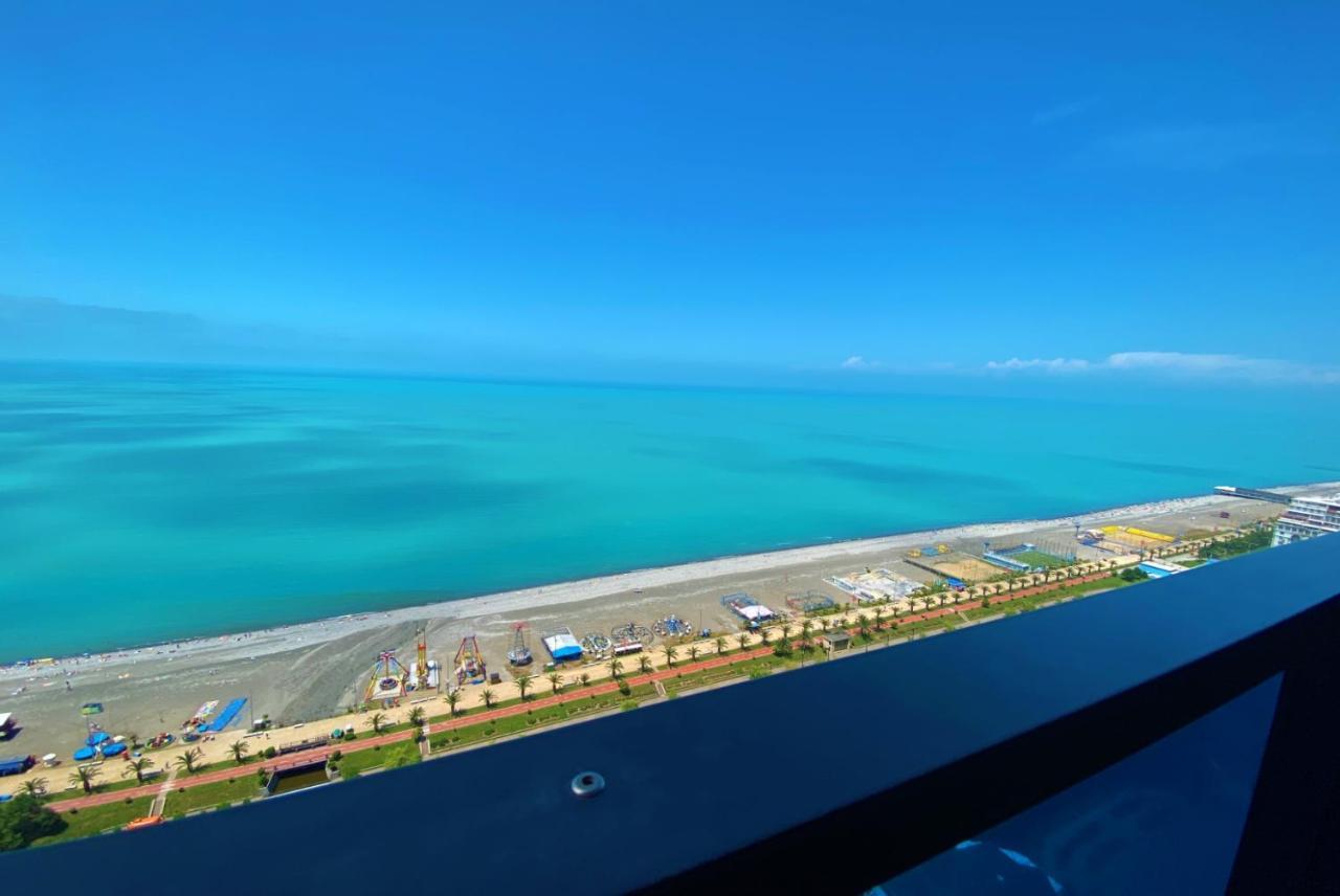 باتومي Orbi City Aparthotel Black Sea View المظهر الخارجي الصورة